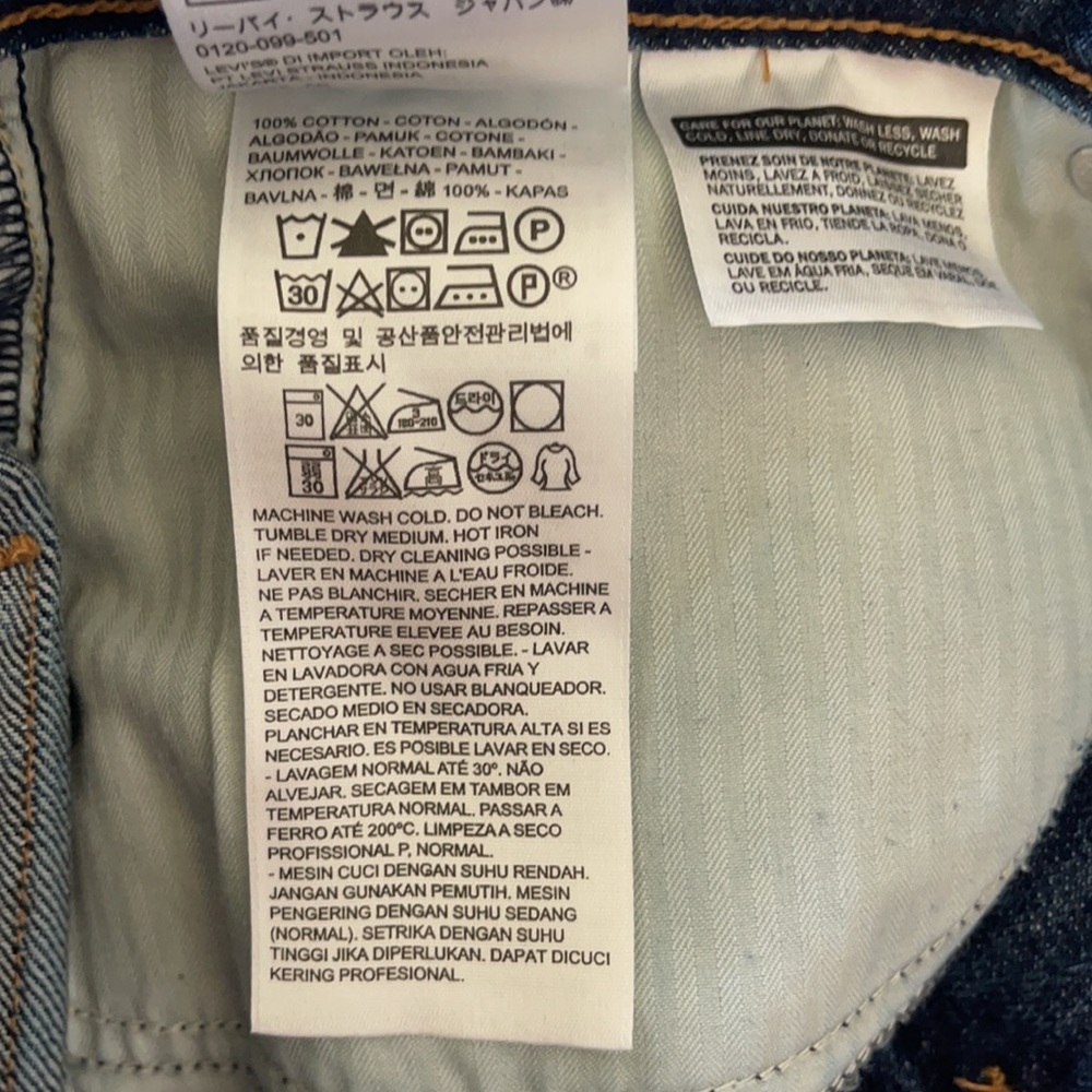 Levi’s Denim Skirt - Size 31 - Picture 8 of 9